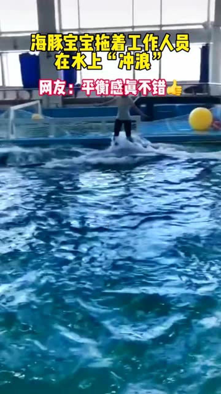 俄罗斯太平洋舰队战舰编队在中国东海举行防空演习